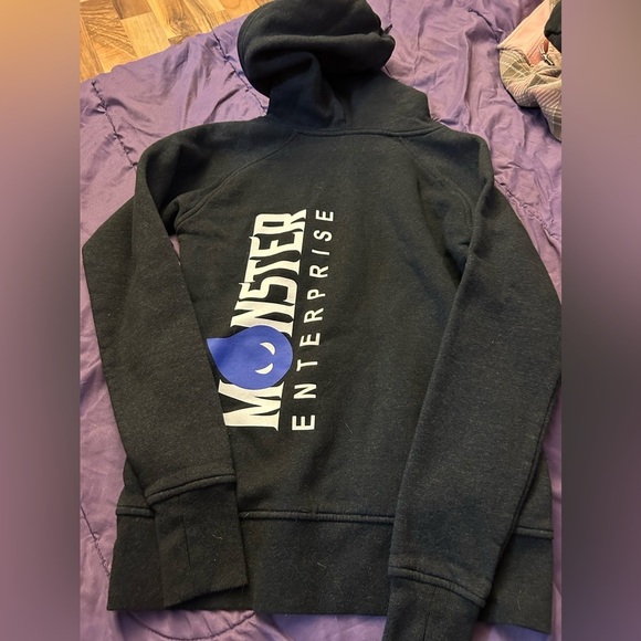 Monster Enterprises black hoodie with a cowl neck size small super cool - Picture 3 of 4